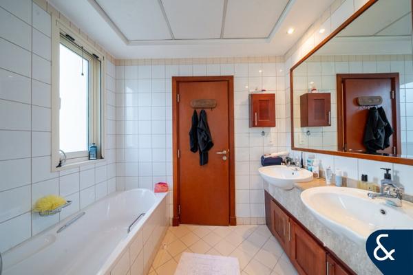 Saheel 1 | Type 9 | Backing Pool & Park